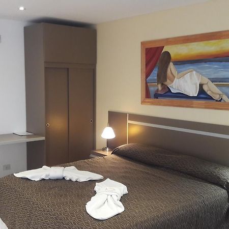 Aparthotel Vertientes Termas de Río Hondo Buitenkant foto